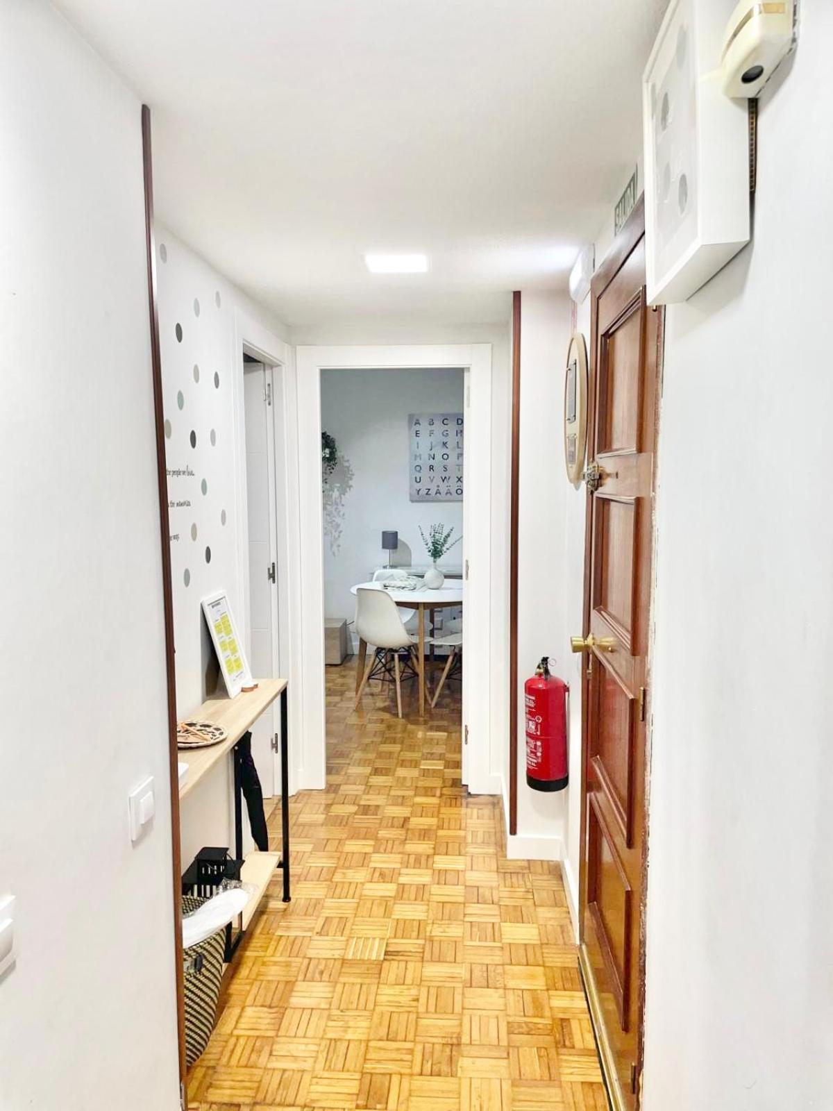 Tranquilidad Al Lado Del Centro Parking Incluido Apartment Oviedo Luaran gambar