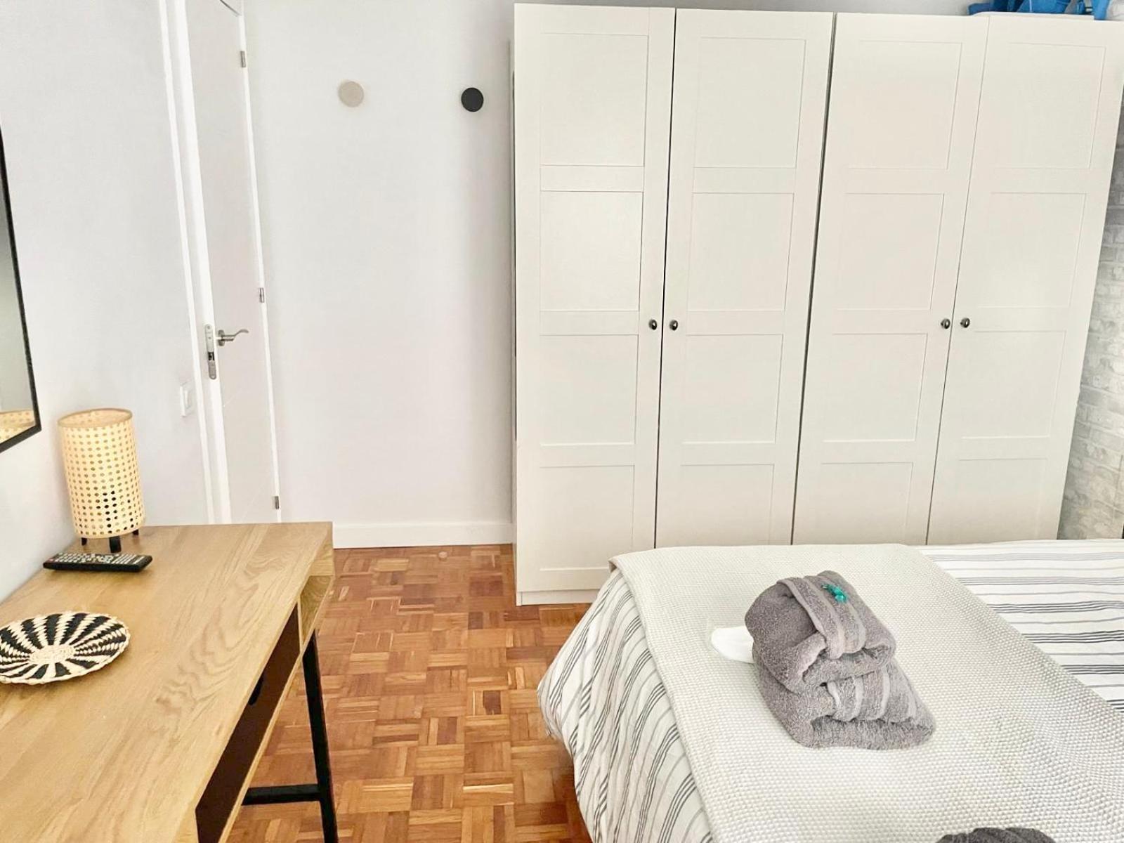 Tranquilidad Al Lado Del Centro Parking Incluido Apartment Oviedo Luaran gambar